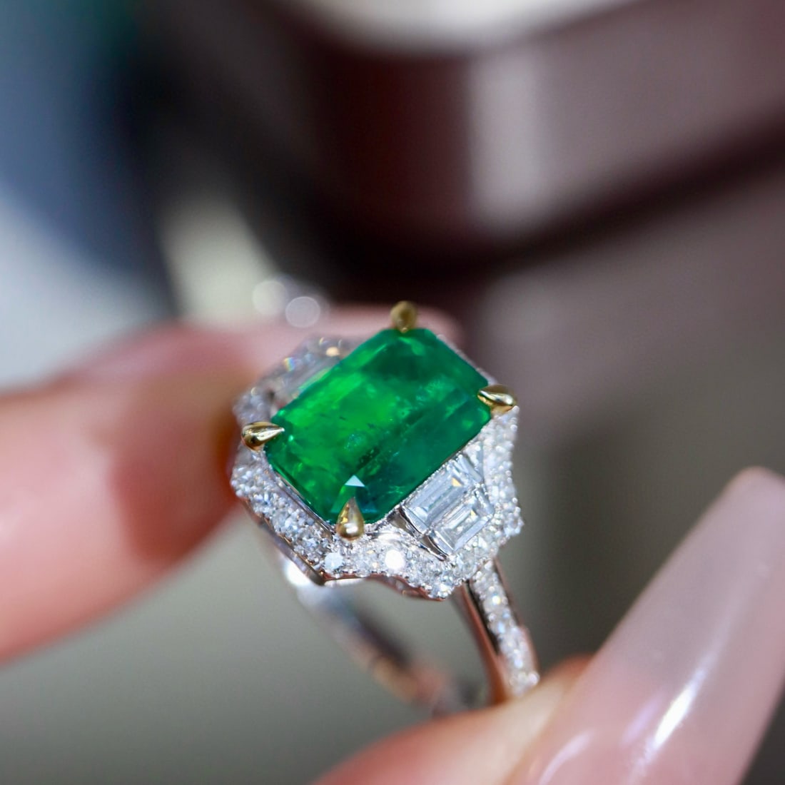 14k Gold 1.99 Ctw Vivid Green Natural Emerald & Diamond Ring - 6