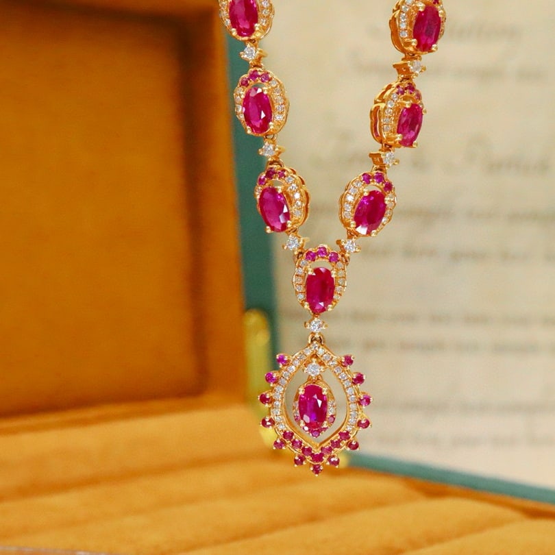 14k Gold 4.79 Ctw Natural Ruby & Diamond Necklace: Ref:230986286 // gold content:14k gold // main gemstone:ruby // shape:oval // carat weight:4. 17ct // color:red // treatment:natural // // adjacent gemstone 2 : diamond // number of stones:153 // shap