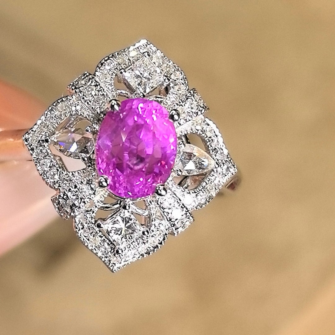14k Gold 1.87 Ctw Natural Sapphire & Diamond Ring: Ref:230986290 // gold content:14k gold // ring size:7. 25us // // main gemstone:sapphire // shape:oval // carat weight:1. 52ct // color:pinkish purple // treatment:natural // // adjacent gemstone 2 :