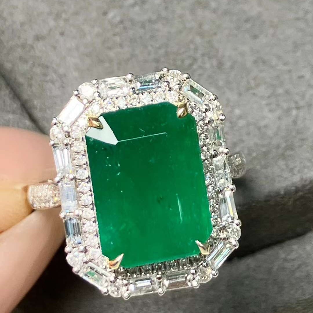 14k Gold 7.43 Ctw Natural Emerald & Diamond Ring - 4