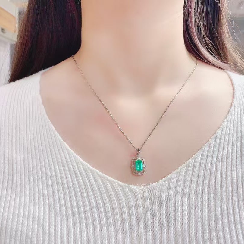 14k Gold 2.3 Ct Natural Emerald & Diamond Pendant( Without Chain ) - 2