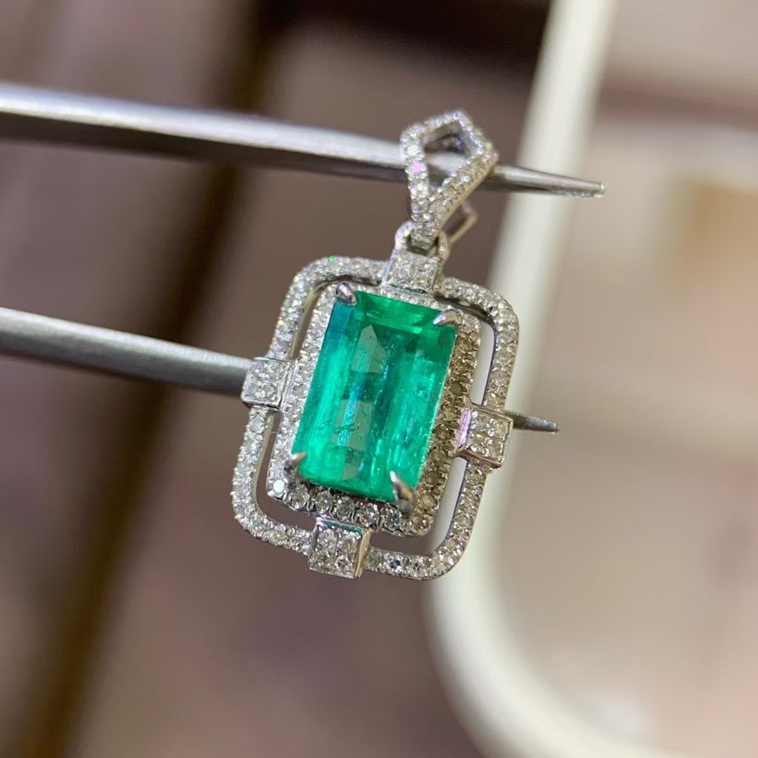 14k Gold 2.3 Ct Natural Emerald & Diamond Pendant( Without Chain ) - 5