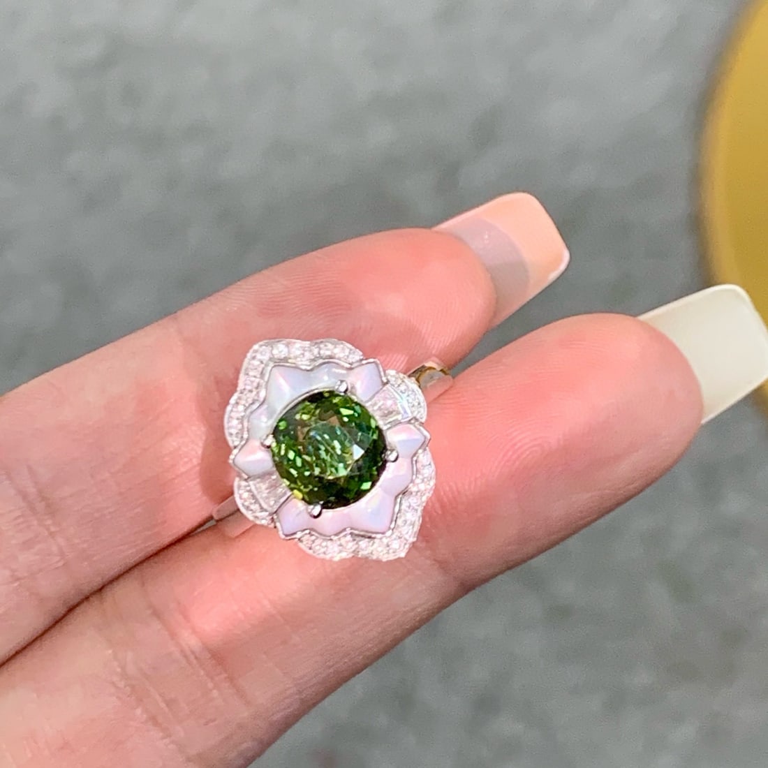 14k Gold 2.5 Ct Natural Tourmaline & Diamond Ring: Ref:230986298 // gold content:14k gold // ring size:7. 25us // // main gemstone:tourmaline // shape:cushion // carat weight:2. 5ct // color:green // treatment:natural // // adjacent gemstone 2 :