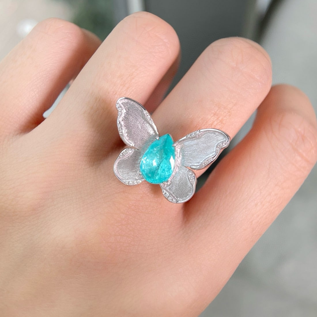 14k Gold 2.11 Ctw Natural Paraiba Tourmaline & Diamond Ring - 3