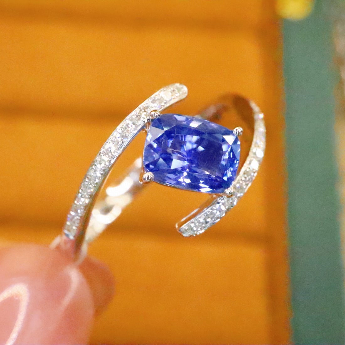14k Gold 1.19 Ctw Natural Sapphire & Diamond Ring - 2