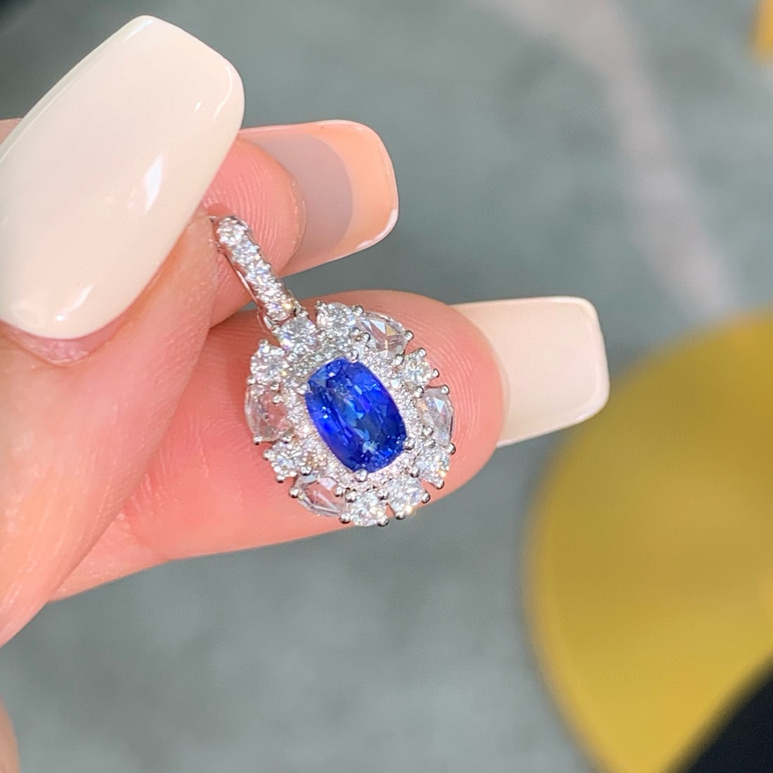 14k Gold 2.00 Ctw Natural Sapphire & Diamond Pendant( Without Chain ) - 4