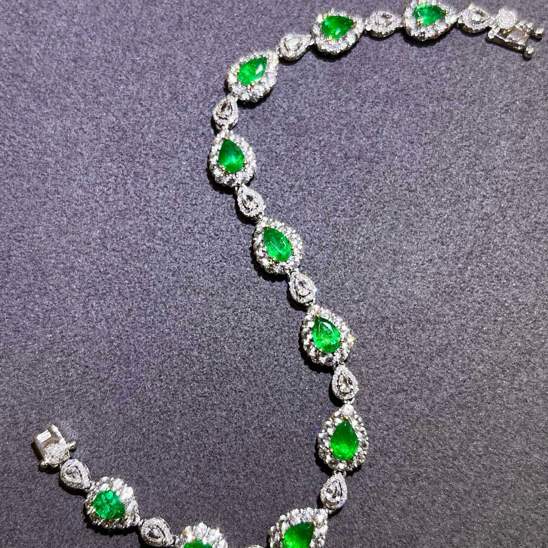 14k Gold 3.19 Ctw Vivid Green Natural Emerald & Diamond Bracelet - 4