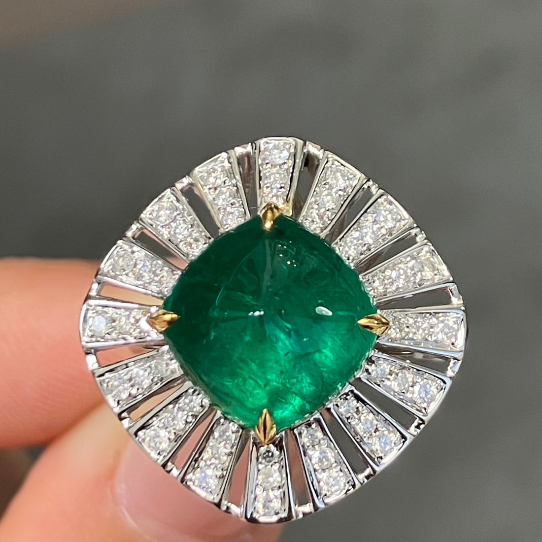 14k Gold 5.46 Ctw Natural Emerald & Diamond Ring/pendant( Without Chain ) - 3