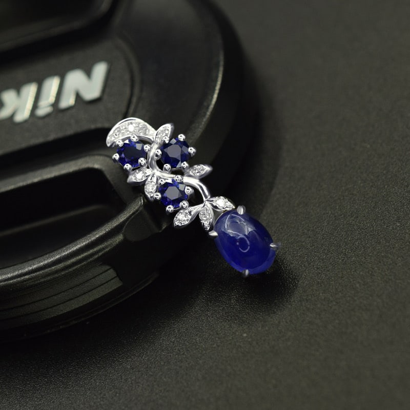 14k Gold 1.36 Ct Natural Sapphire & Diamond Pendant( Without Chain ): Ref:230986349 // gold content:14k gold // main gemstone:sapphire // shape:oval // carat weight:1. 36ct // color:blue // treatment:natural // // adjacent gemstone 2 : diamond // shape:round // clarity 