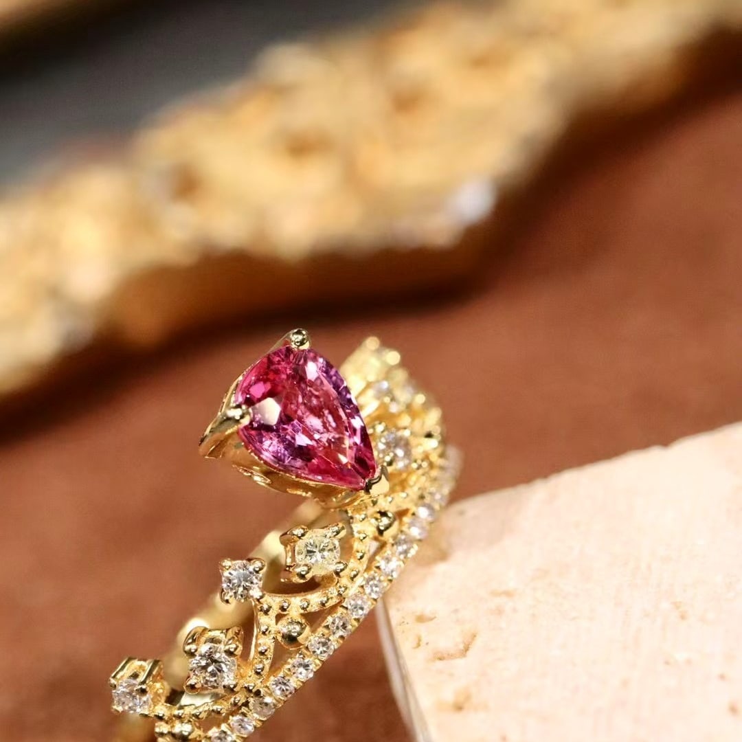 14k Gold 0.82 Ctw Natural Ruby & Diamond Ring - 6
