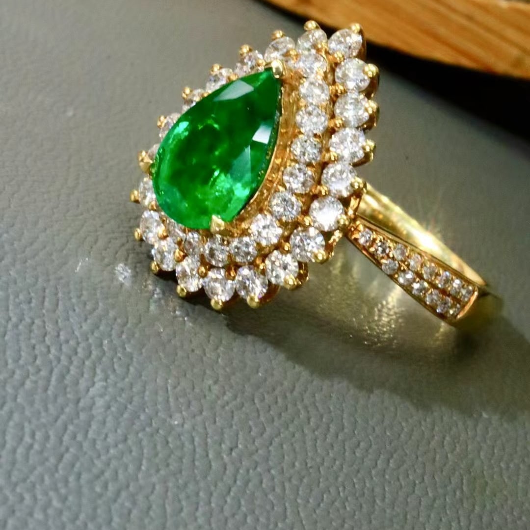 14k Gold 2.37 Ctw Vivid Green Natural Emerald & Diamond Ring - 5