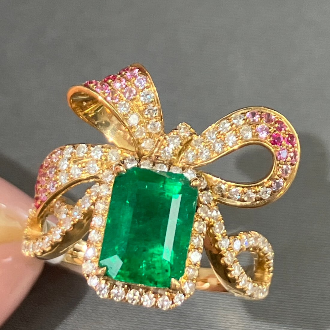 14k Gold 2.66 Ctw Vivid Green Natural Emerald & Diamond Ring - 7