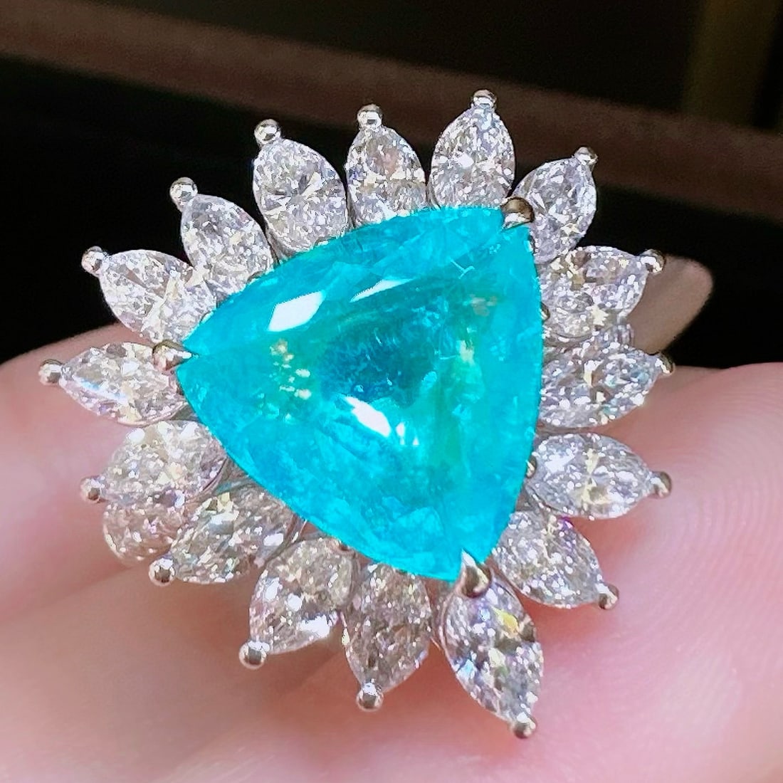 14k Gold 4.34 Ctw Natural Paraiba Tourmaline & Diamond Ring: Ref:230986366 // gold content:14k gold // ring size:7. 25us // // main gemstone:paraiba tourmaline // shape:triangle // carat weight:2. 6ct // color:blue // treatment:natural // // adjacent gemstone 2