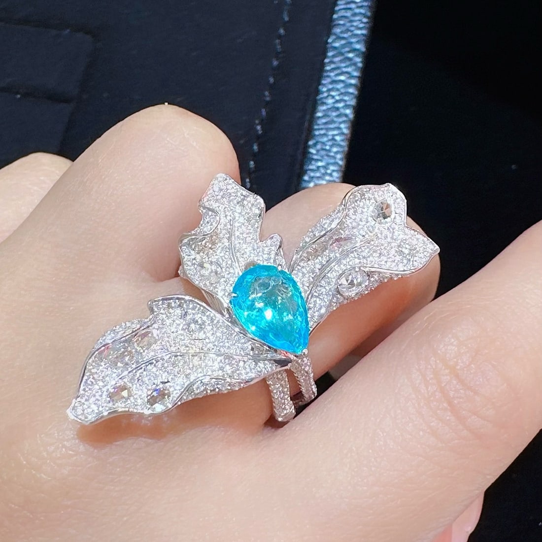 14k Gold 2.99 Ctw Natural Paraiba Tourmaline & Diamond Ring - 4