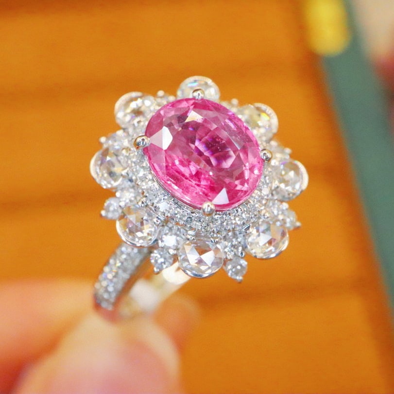 14k Gold 2.98 Ctw Natural Padparadscha Sapphire & Diamond Ring - 3