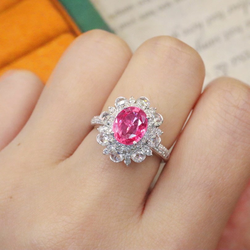 14k Gold 2.98 Ctw Natural Padparadscha Sapphire & Diamond Ring - 5