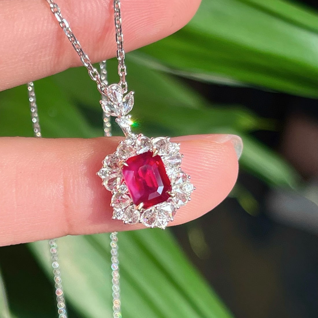 14k Gold 2.08 Ctw Natural Ruby & Diamond Pendant( Without Chain ): Ref:230986380 // gold content:14k gold // main gemstone:ruby // shape:octagonal // carat weight:1. 48ct // color:pigeonblood red // treatment:natural // // adjacent gemstone 2 : diamond // number of s