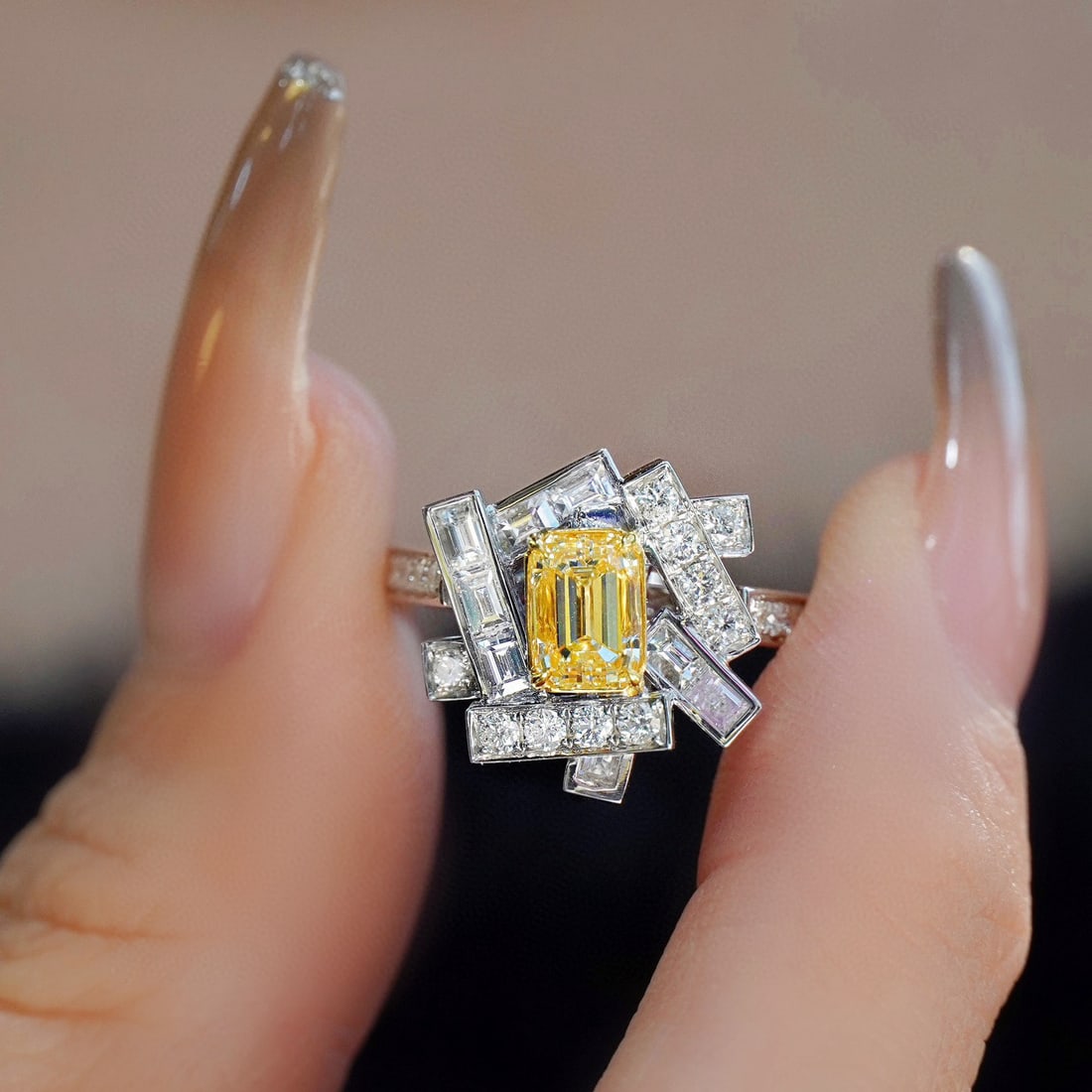 14k Gold 1.97 Ctw Natural Yellow Diamond & Diamond Ring/pendant( Without Chain ): Ref:230986382 // gold content:14k gold // ring size:7. 25us // // main gemstone:yellow diamond // shape:emerald // carat weight:1. 00ct // color:yellow // treatment:natural // // adjacent gemstone 2 :