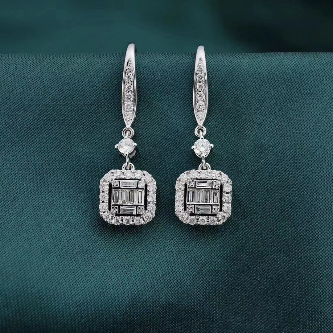14k Gold 0.56 Ctw Natural H Diamond Earrings: Ref:230986386 // gold content:14k gold // main gemstone:diamond // shape:baguette // carat weight:0. 16ct // clarity grade:vs-si // color:h // treatment:natural // // adjacent gemstone 2 : diamond //