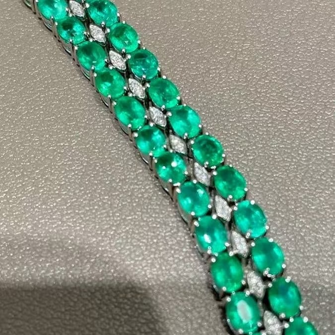 14k Gold 16 Ct Natural Emerald & Diamond Bracelet - 5