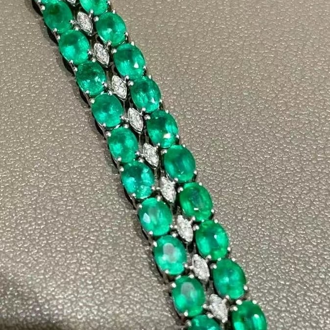 14k Gold 16 Ct Natural Emerald & Diamond Bracelet - 6