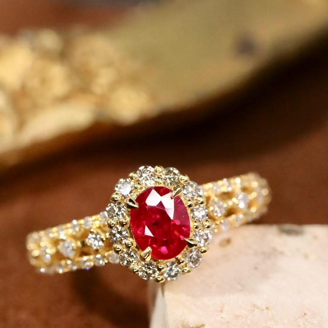 14k Gold 0.96 Ctw Natural Ruby & Diamond Ring: Ref:230986409 // gold content:14k gold // ring size:7. 25us // // main gemstone:ruby // shape:oval // carat weight:0. 58ct // color:red // treatment:natural // // adjacent gemstone 2 : diamond //