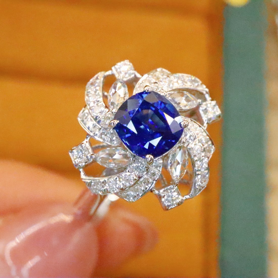 14k Gold 1.55 Ctw Natural Sapphire & Diamond Ring - 3