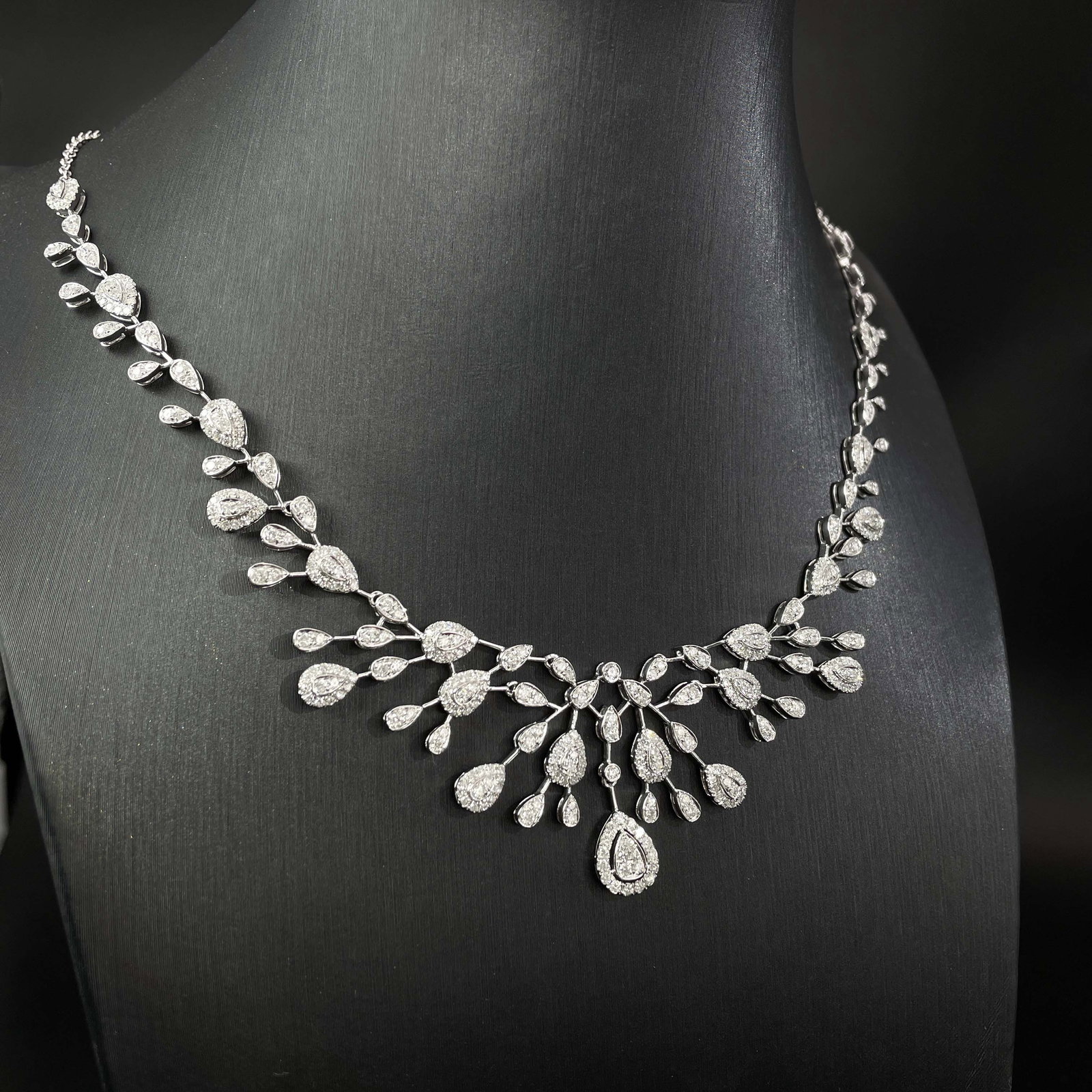 14k Gold 3.56 Ct Natural H Diamond Necklace - 3