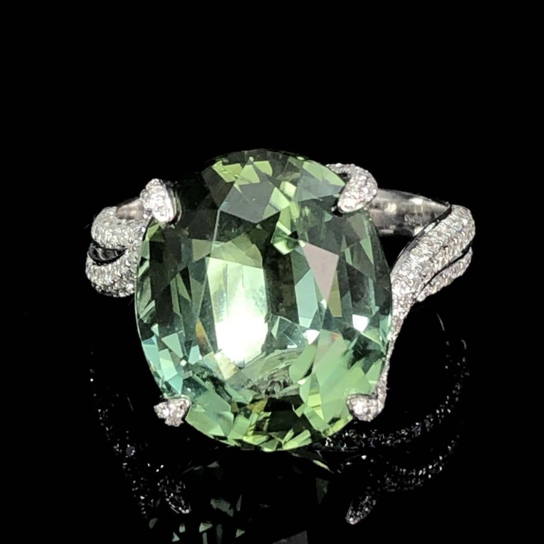 14k Gold 11.4 Ctw Natural Tourmaline & Diamond Ring: Ref:230987007 // gold content:14k gold // ring size:7. 25us // // main gemstone:tourmaline // shape:oval // carat weight:10. 3ct // color:green // treatment:natural // cut grade:g // // adjacent gemst