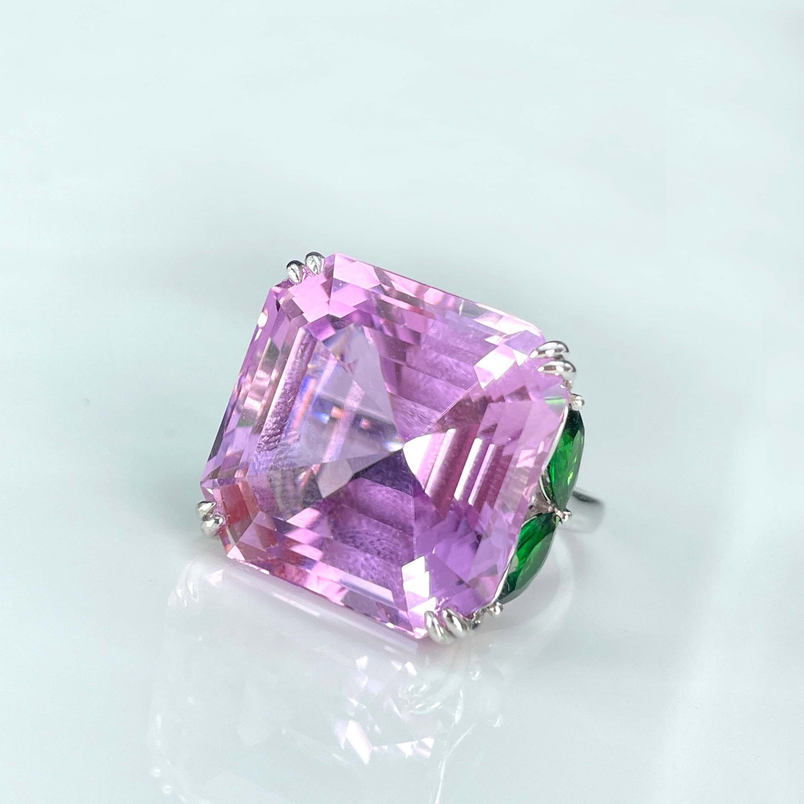 14k Gold 27.2 Ct Natural Kunzite Ring - 2