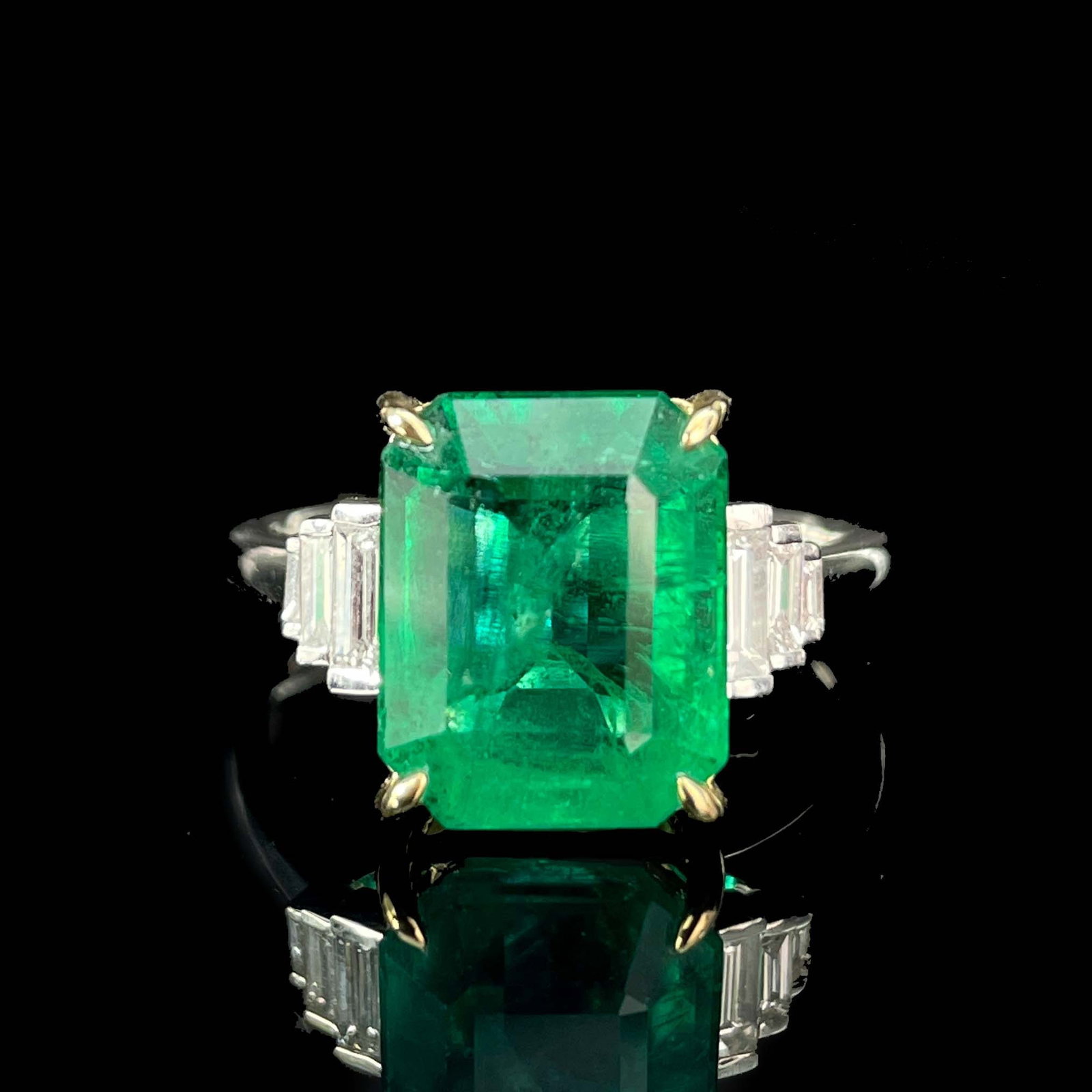 14k Gold 5.07 Ctw Natural Emerald & Diamond Ring - 4