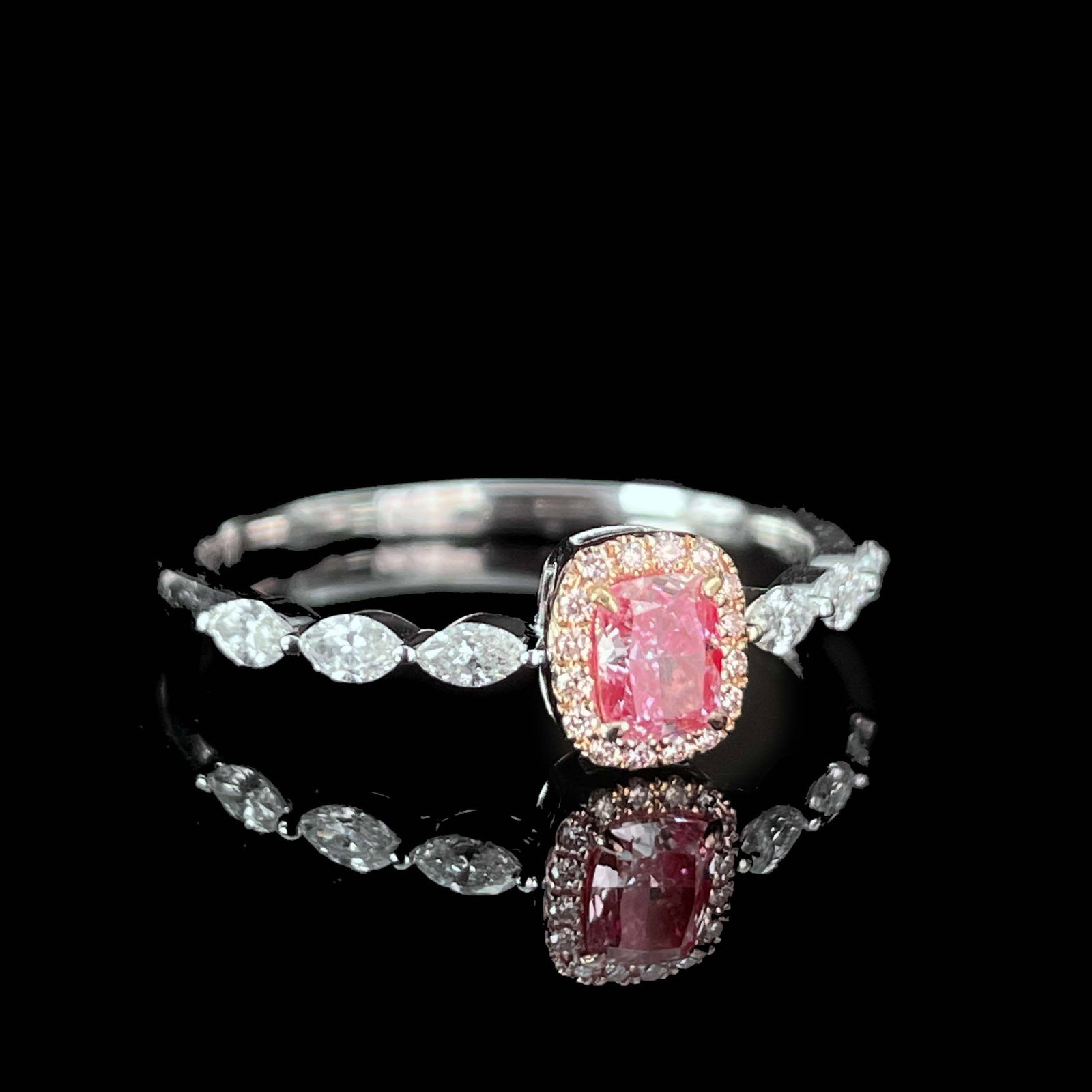 14k Gold 0.50 Ctw Natural Pink Diamond & Diamond Ring - 2