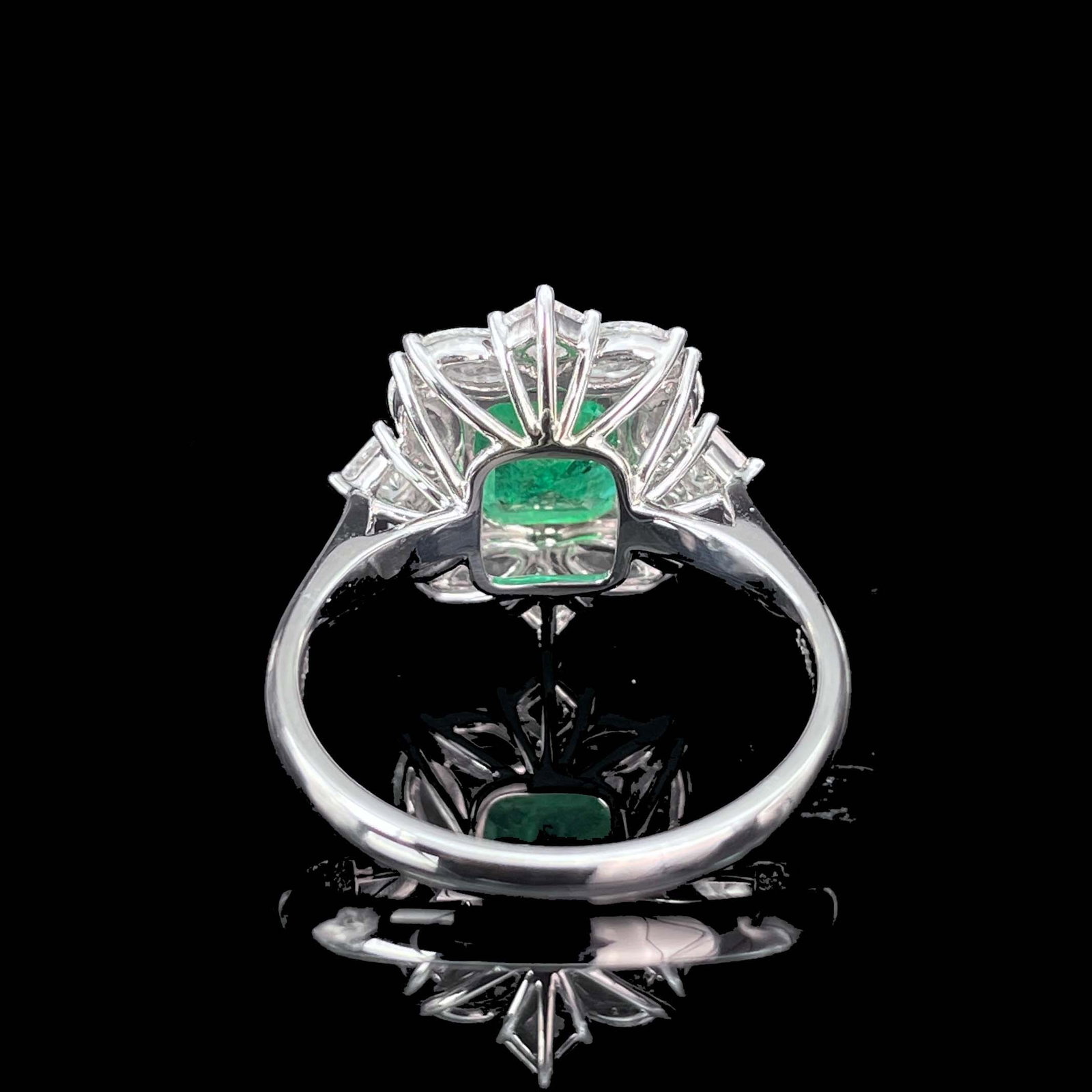 14k Gold 3.23 Ctw Natural Emerald & Diamond Ring - 4