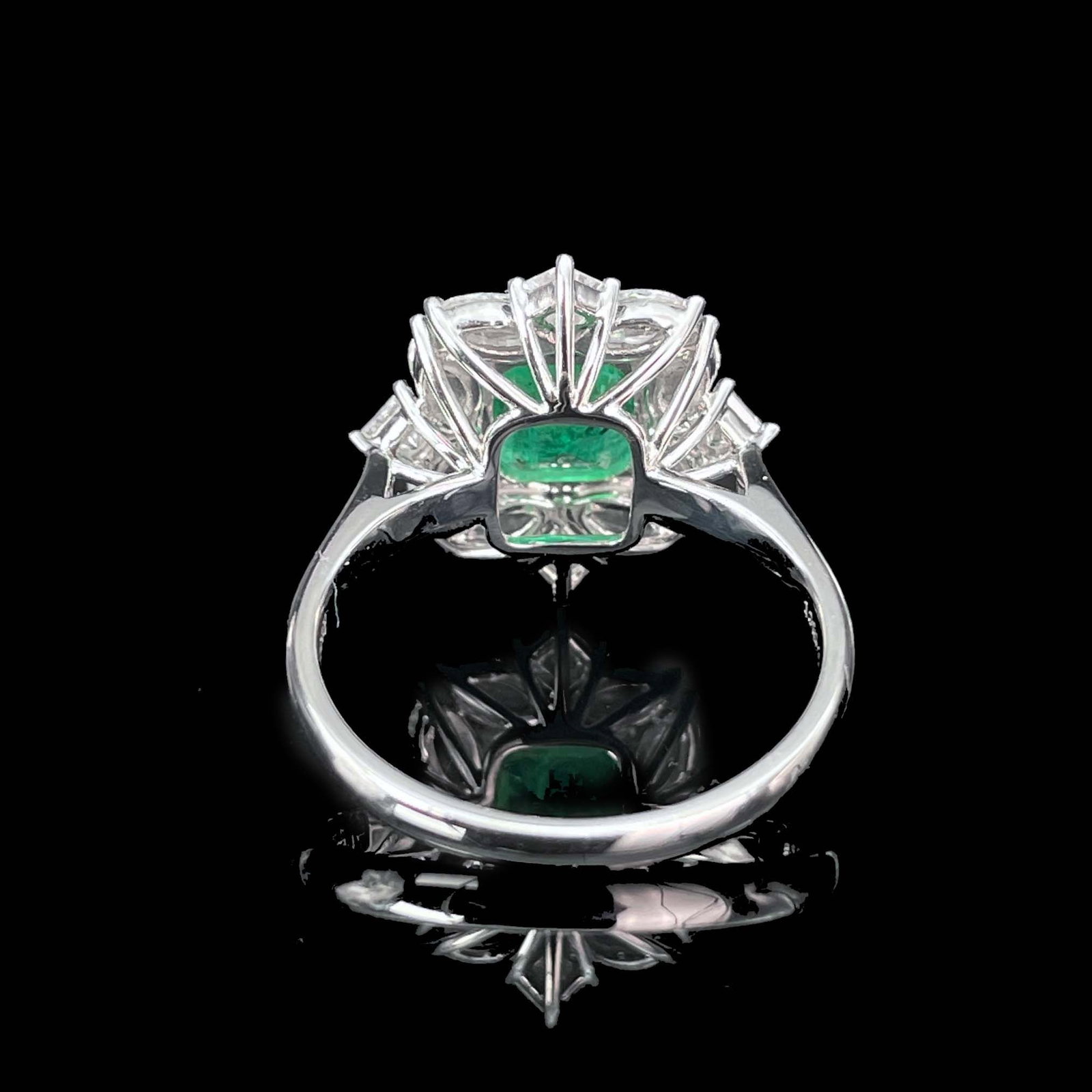 14k Gold 3.23 Ctw Natural Emerald & Diamond Ring - 6