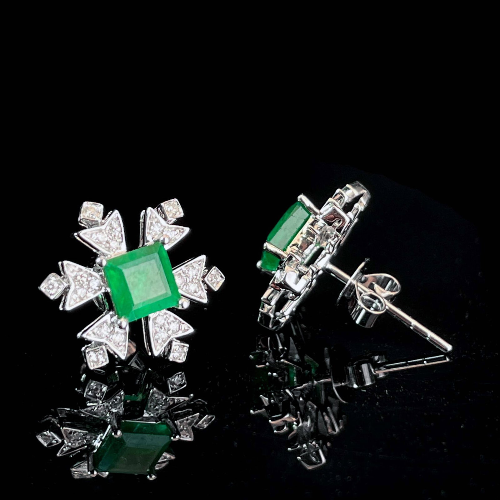 14k Gold 1.11 Ctw Natural Emerald & Diamond Earrings - 4