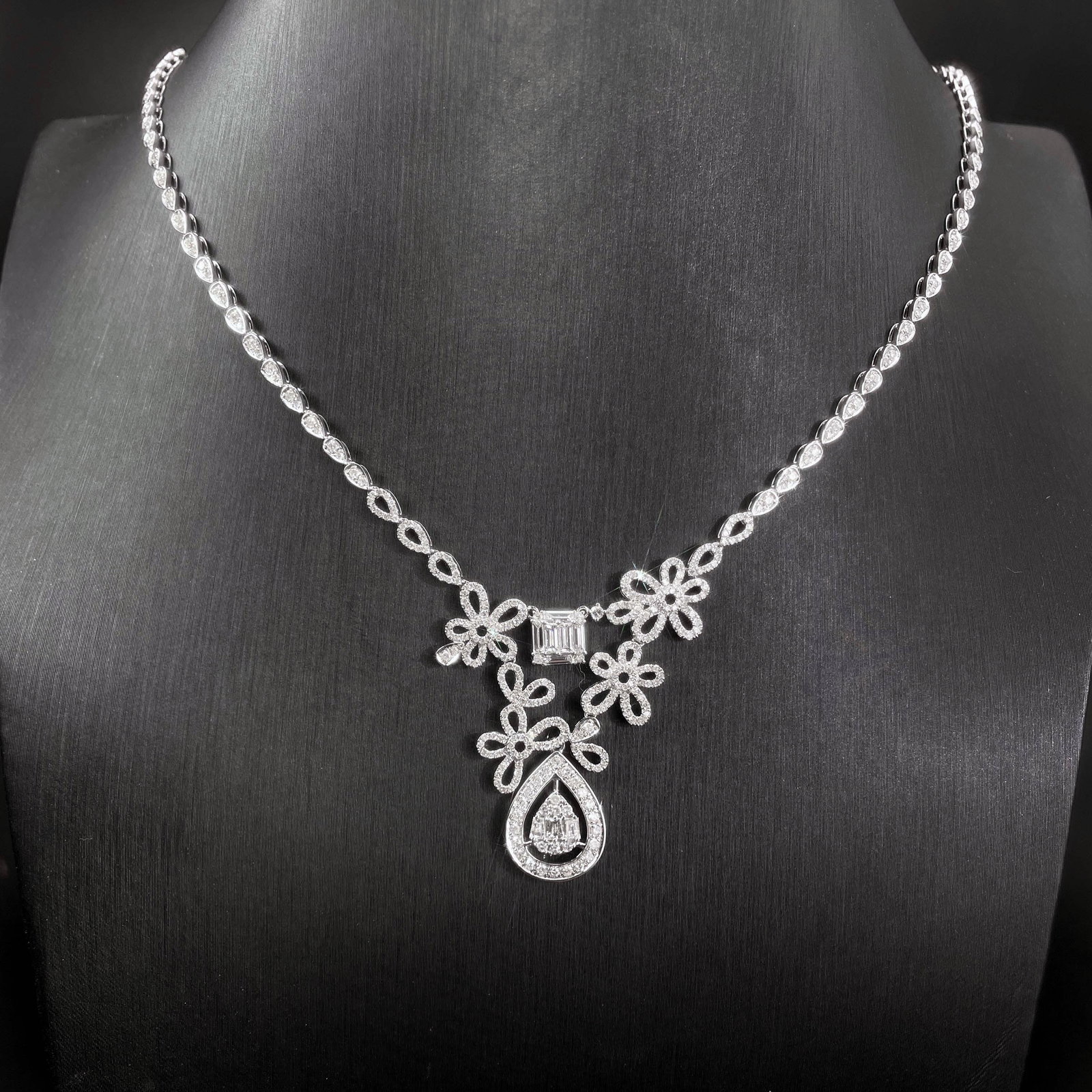 14k Gold 1.1 Ct Natural H Diamond Necklace - 4