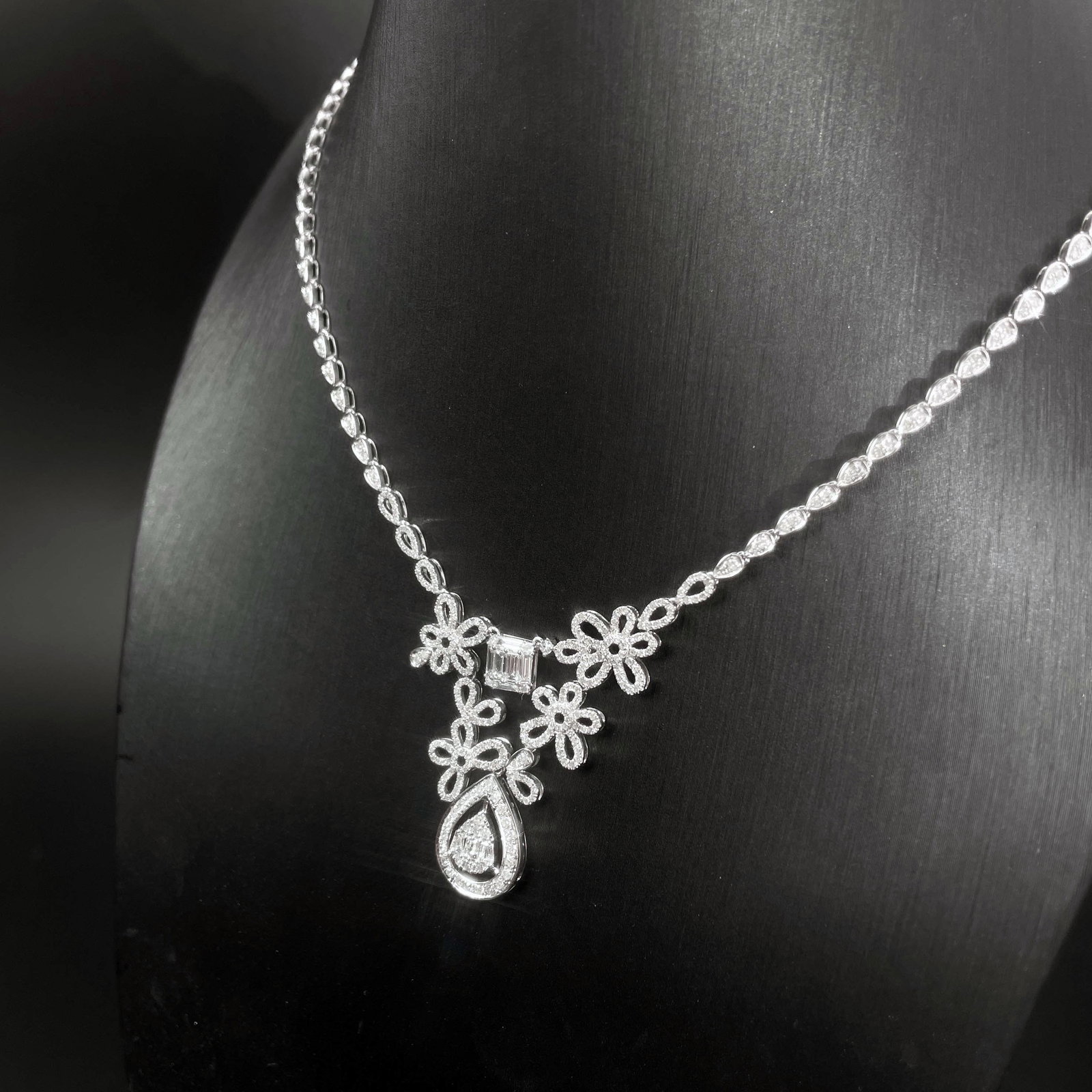 14k Gold 1.1 Ct Natural H Diamond Necklace - 5