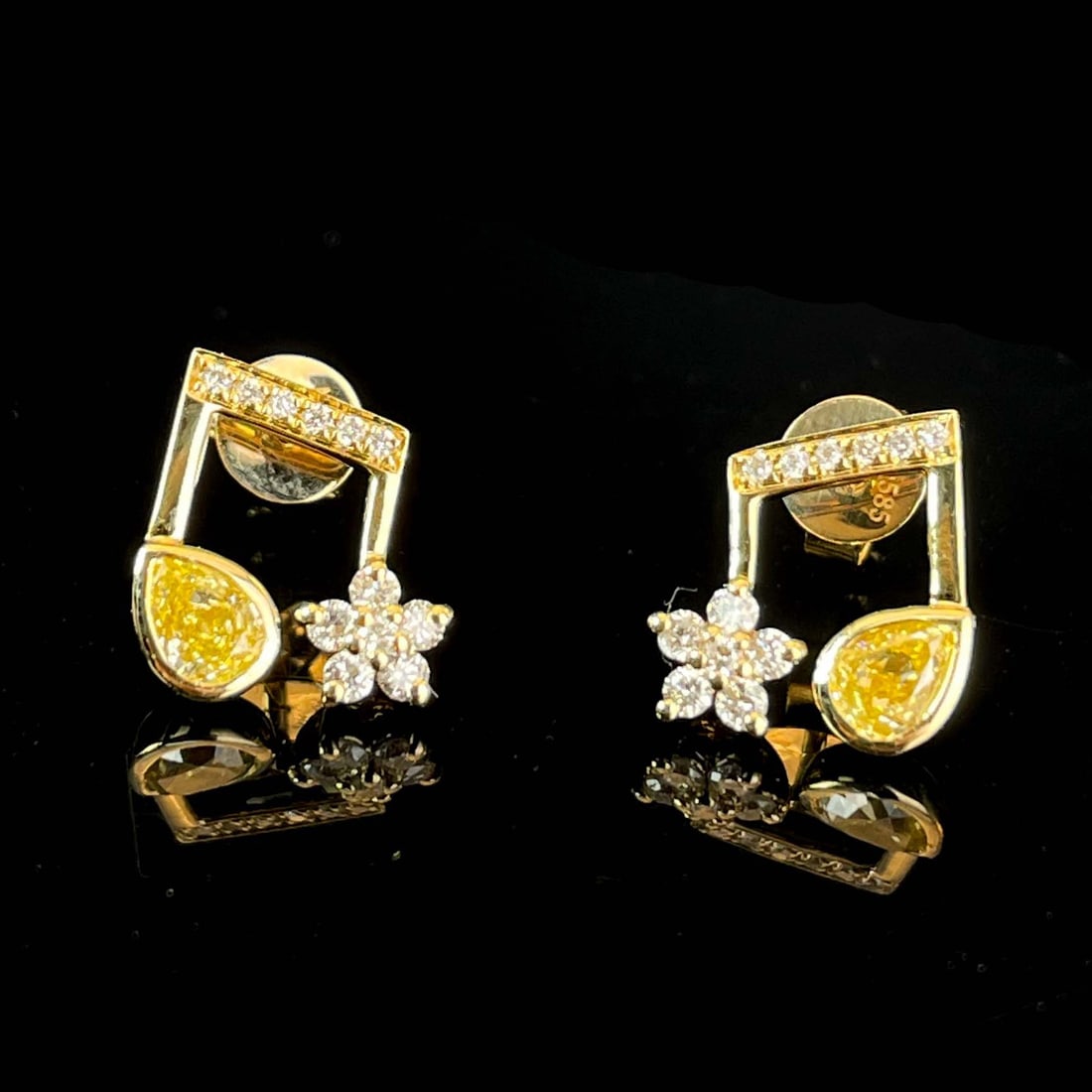 14k Gold 0.52 Ctw Natural Yellow Diamond & Diamond Earrings - 2