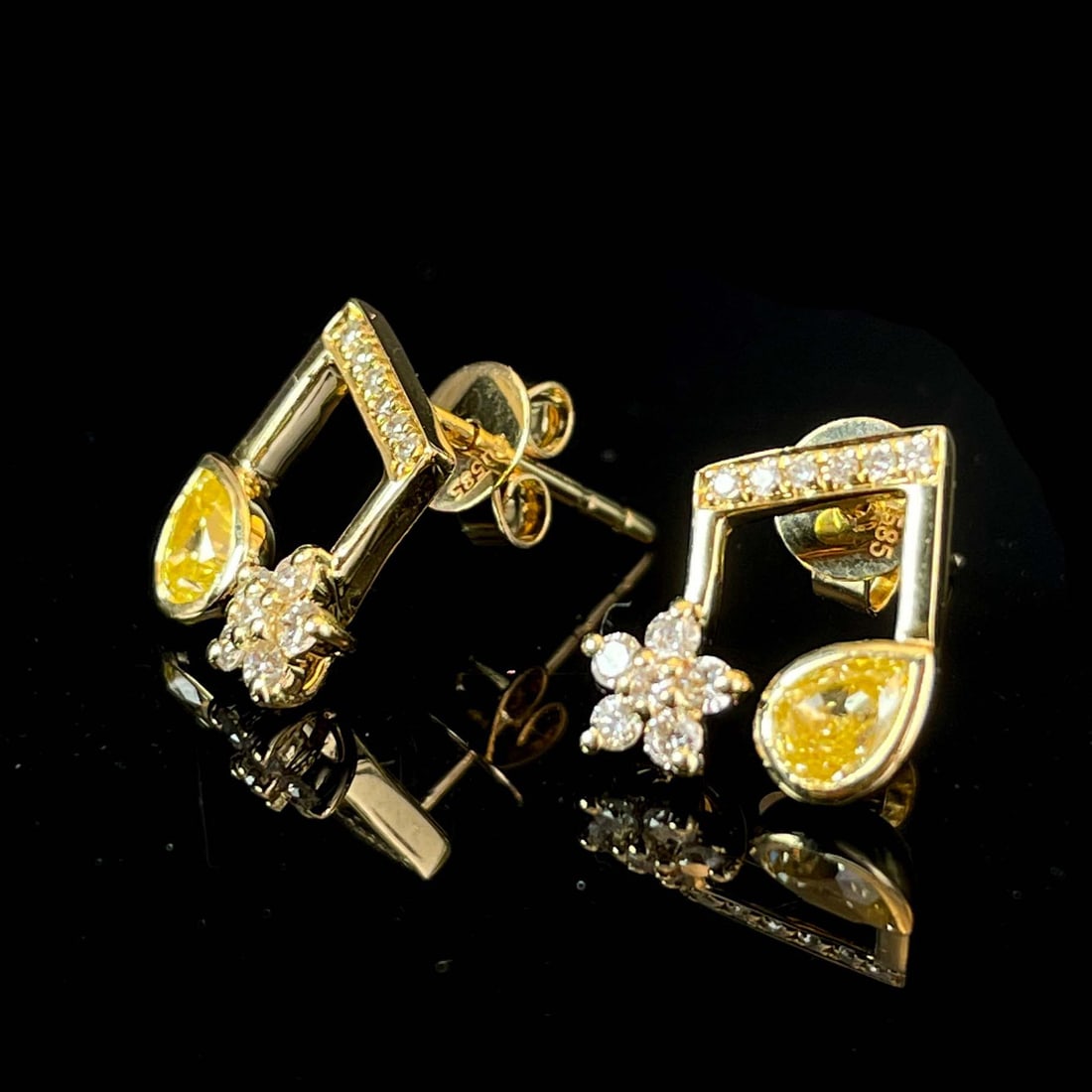 14k Gold 0.52 Ctw Natural Yellow Diamond & Diamond Earrings - 4