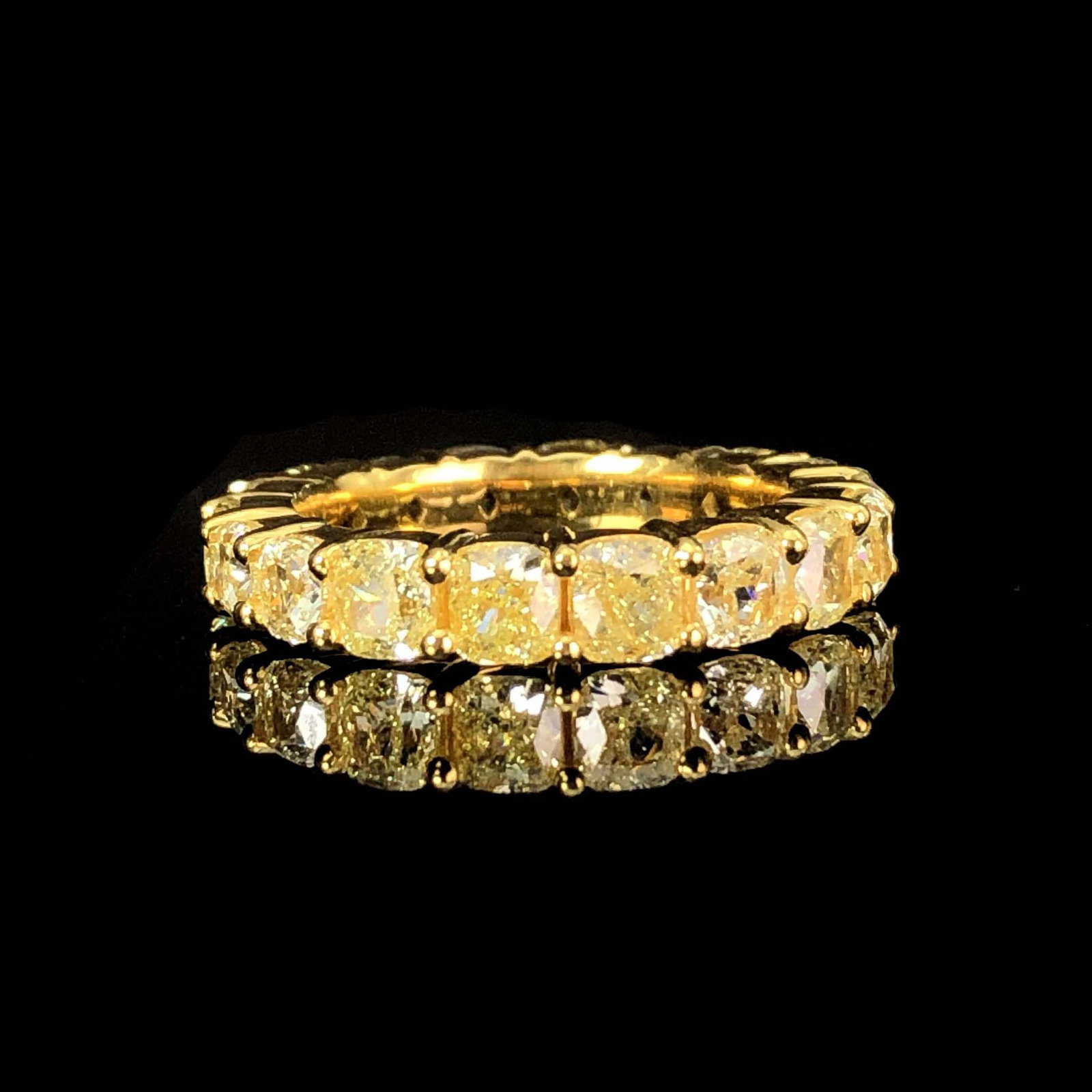 14k Gold 6.0 Ct Natural Yellow Diamond & Diamond Ring: Ref:230987035 // gold content:14k gold // ring size:7. 25us // // main gemstone:yellow diamond // shape:round // carat weight:6. 0ct // color:yellow // treatment:natural // cut grade:g // // adjacent 
