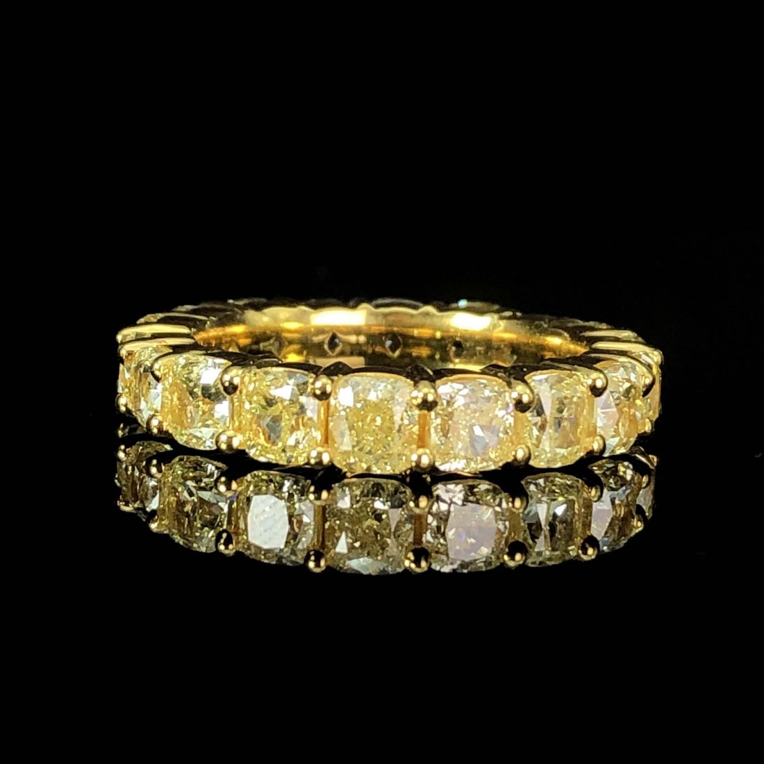 14k Gold 6.0 Ct Natural Yellow Diamond & Diamond Ring - 4