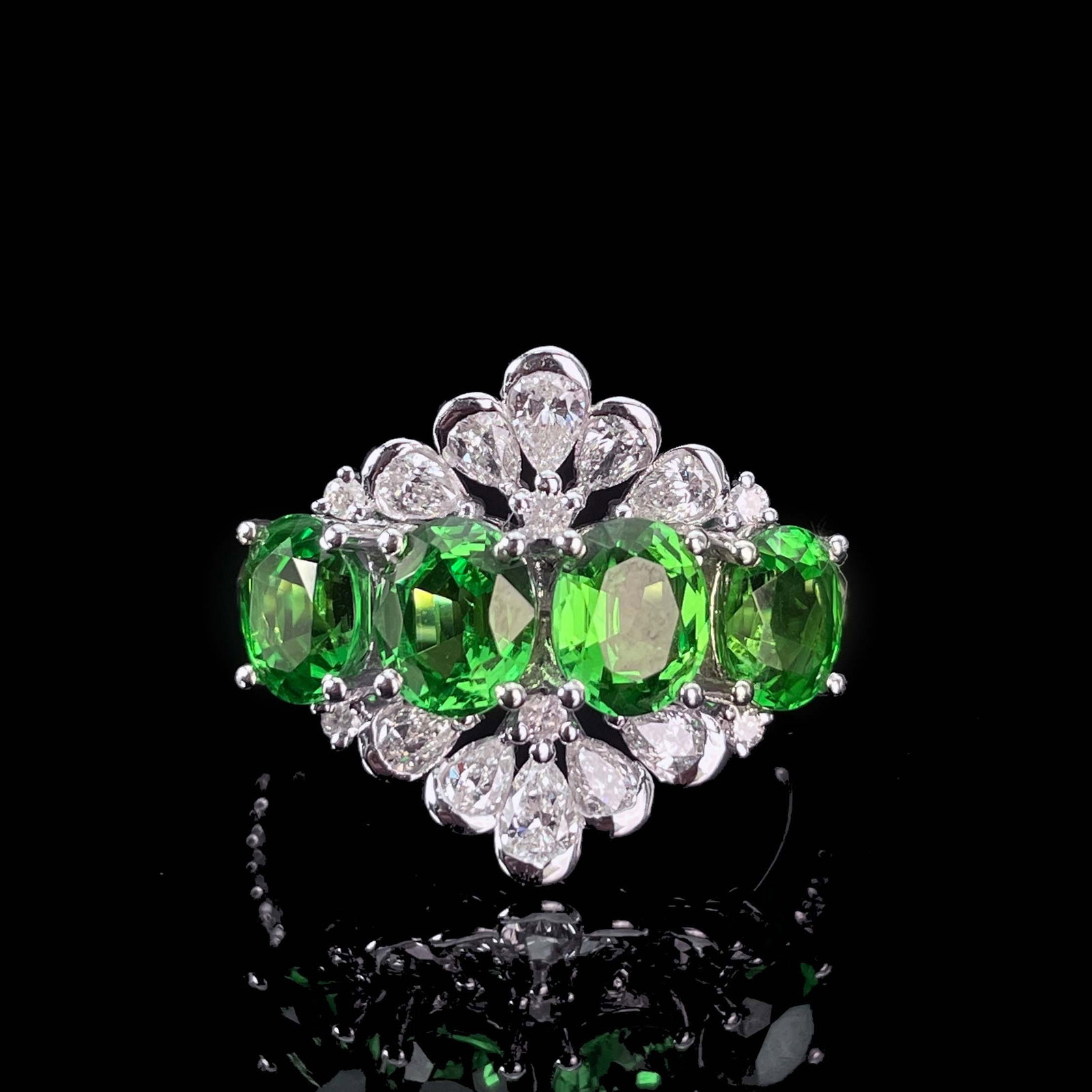 14k Gold 3.32 Ctw Natural Tsavorite & Diamond Ring - 2
