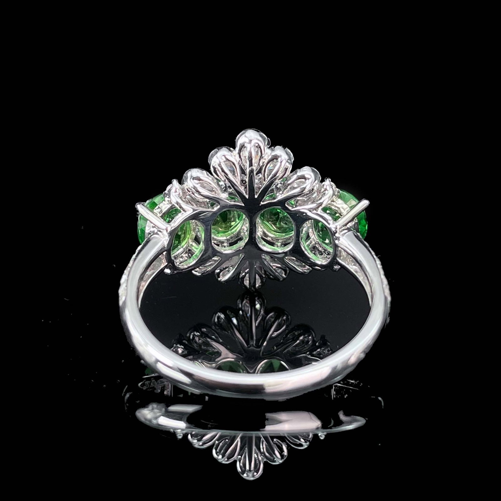 14k Gold 3.32 Ctw Natural Tsavorite & Diamond Ring - 5