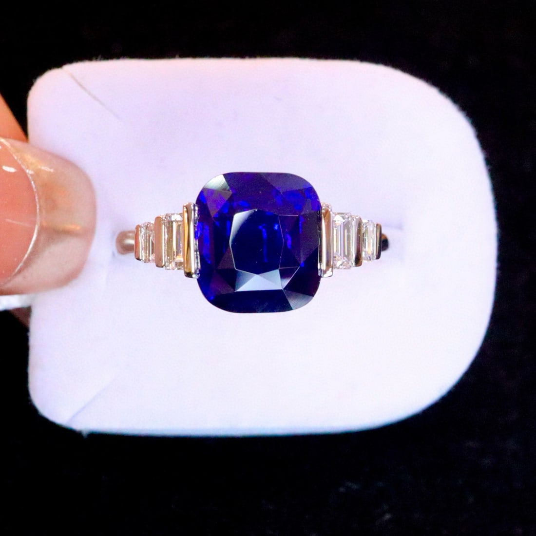 14k Gold 3.72 Ctw Natural Sapphire & Diamond Ring - 3