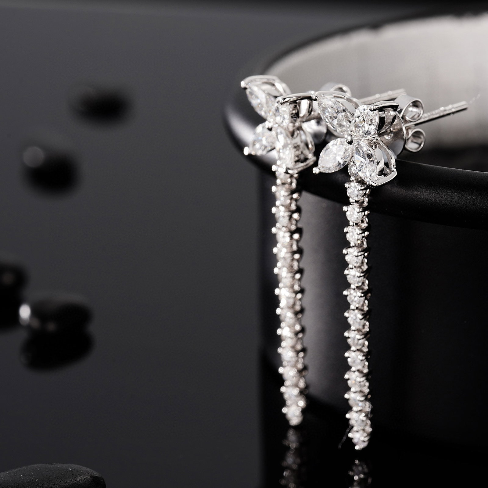 14k Gold 1.66 Ctw Natural H Diamond Earrings - 4