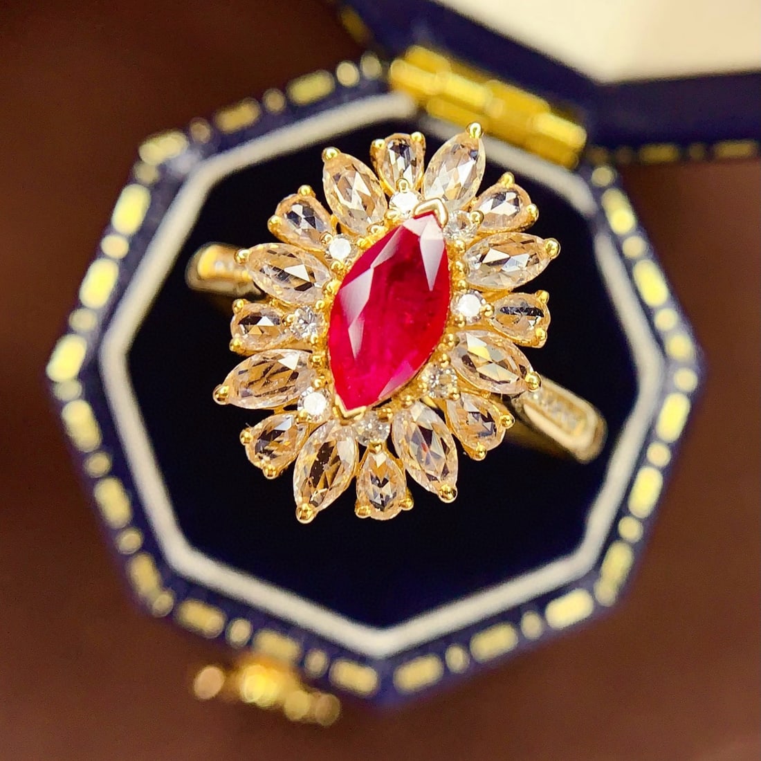14k Gold 0.85 Ct Natural Ruby & Diamond Ring - 3