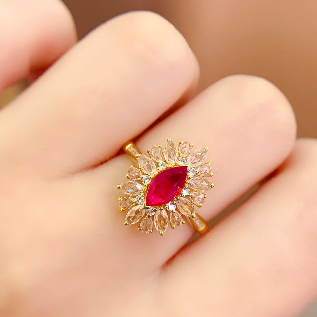 14k Gold 0.85 Ct Natural Ruby & Diamond Ring - 6