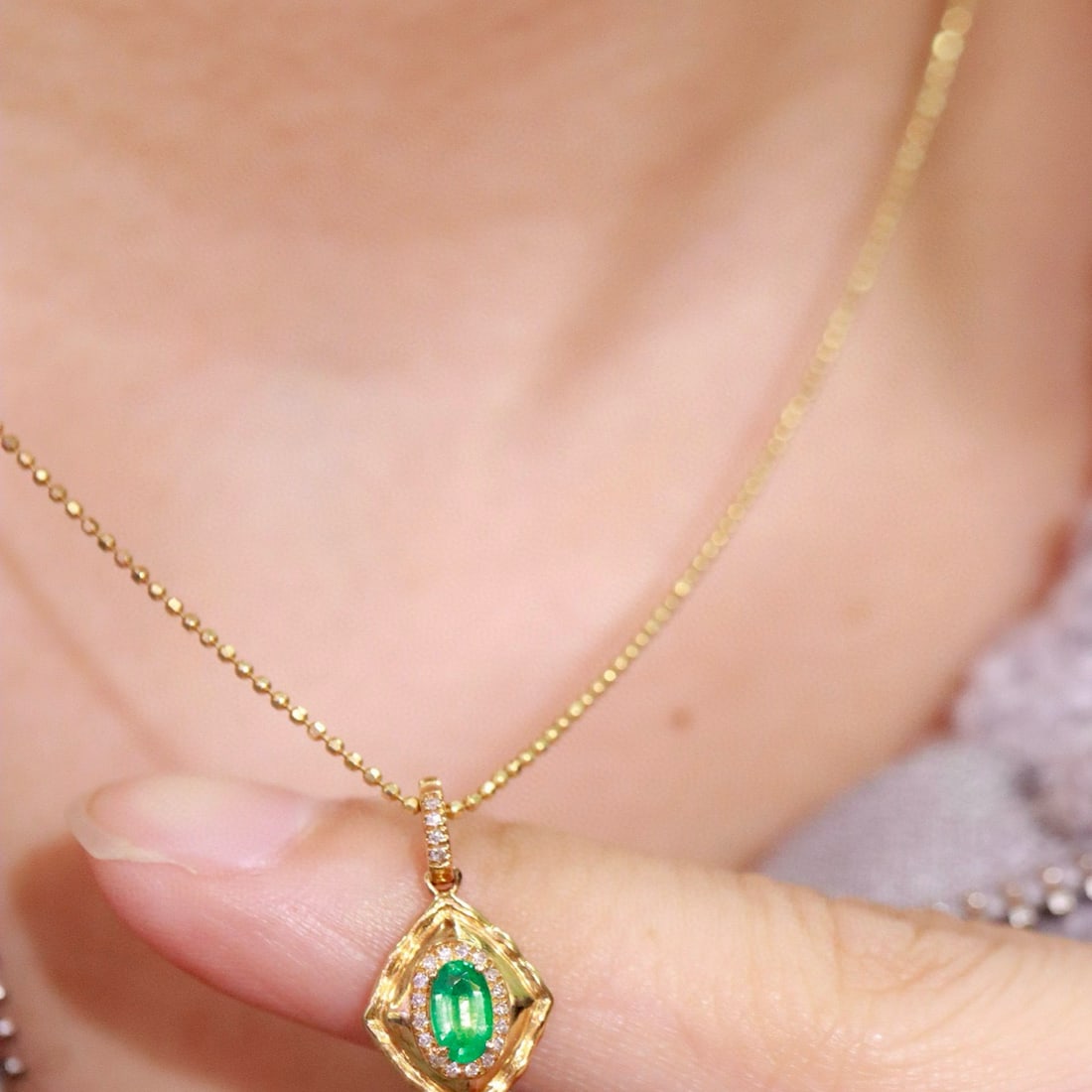 14k Gold 0.33 Ctw Natural Emerald & Diamond Pendant( Without Chain ) - 4
