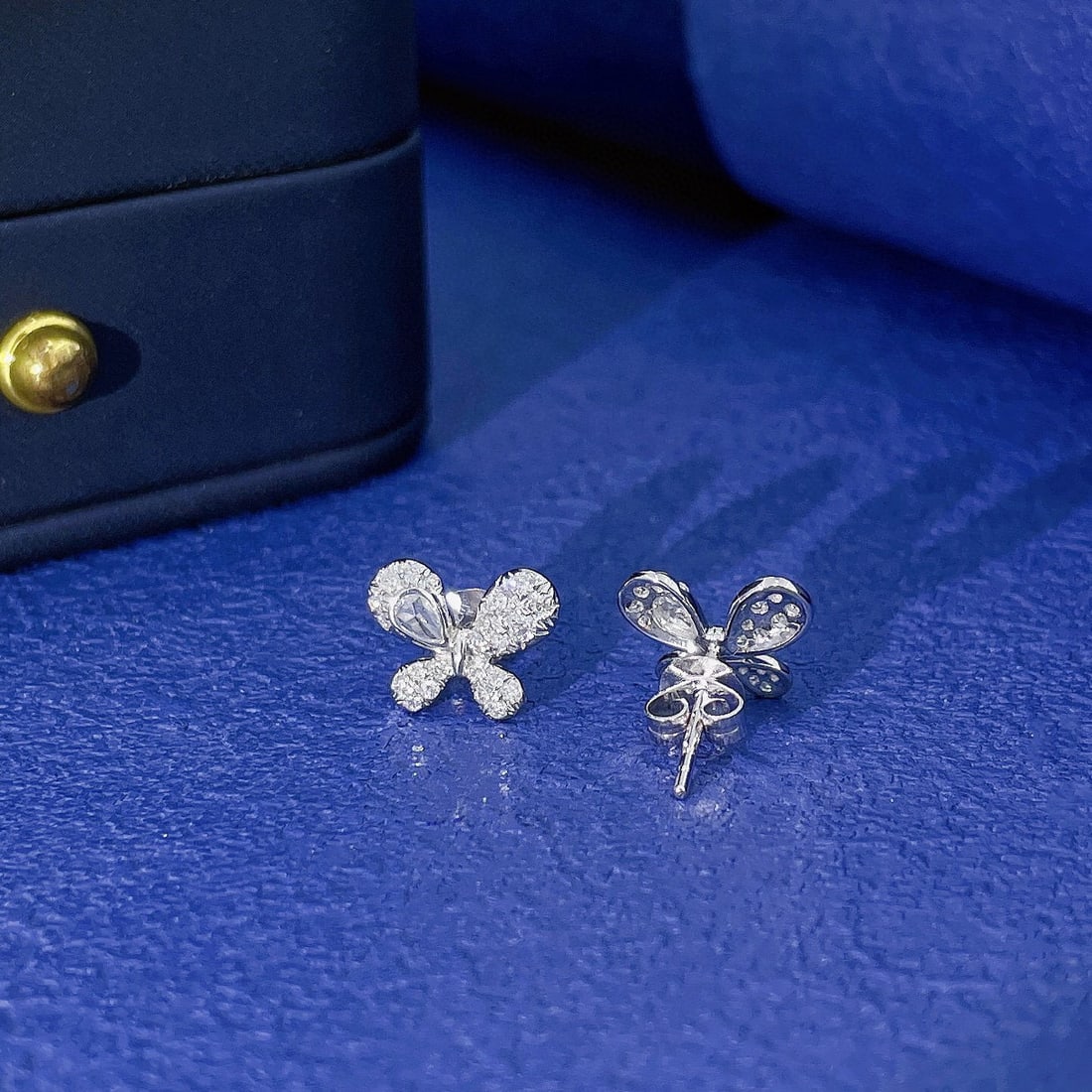 14k Gold 0.34 Ctw Natural H Diamond Earrings - 3