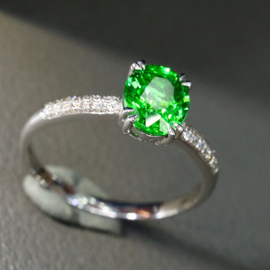 14k Gold 1.24 Ctw Natural Tsavorite & Diamond Ring - 2